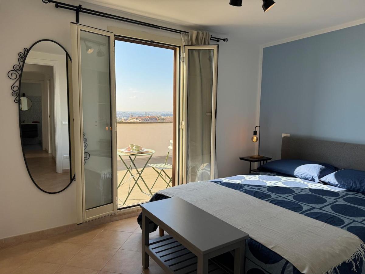 Rooftop Via Appia Nuova, Apartamento Roma